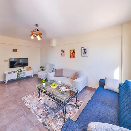 Holiday home Panaroma Meis Suits *
