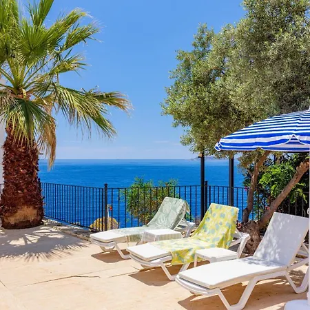 Panaroma Meis Suits Holiday home