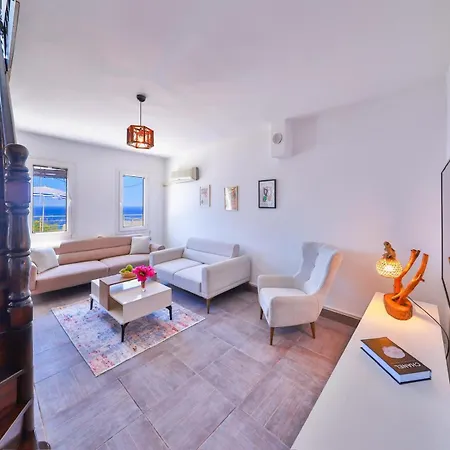 Panaroma Meis Suits Holiday home