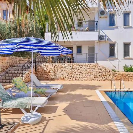 Panaroma Meis Suits * Kas