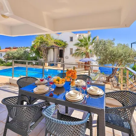 Panaroma Meis Suits Holiday home *